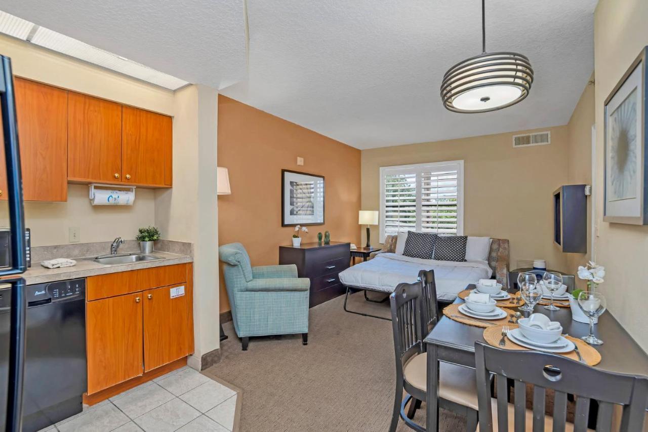 1Br 2 Queens Apt-Hotel With Pool, Hot Tub & More, Near Disney & Universal! Orlando Exterior foto