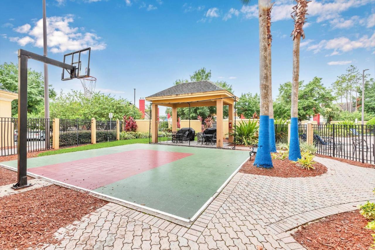 1Br 2 Queens Apt-Hotel With Pool, Hot Tub & More, Near Disney & Universal! Orlando Exterior foto